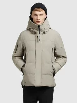 Titelseite -WinterSchick Verkäufe 49f03f9a2171e615e5741499c2e0f43f