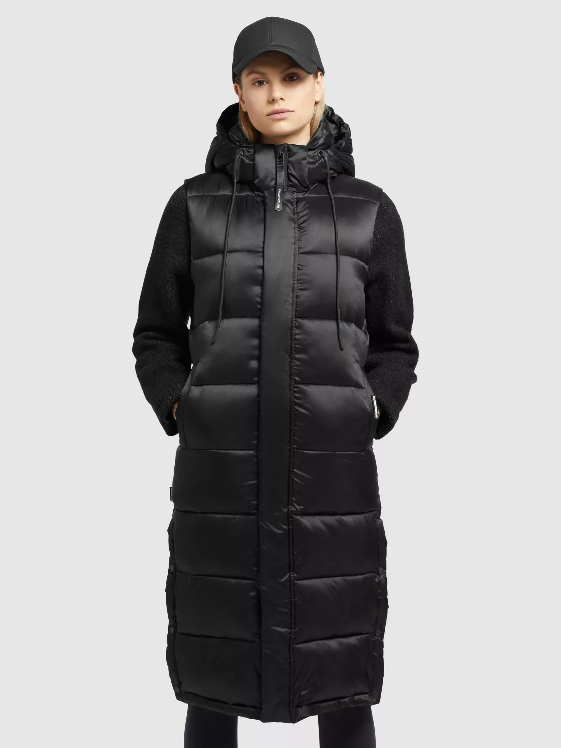 Khujo Weste TOURIN SATIN In Schwarz 6 Khujo Weste TOURIN SATIN In Schwarz – Bild 4